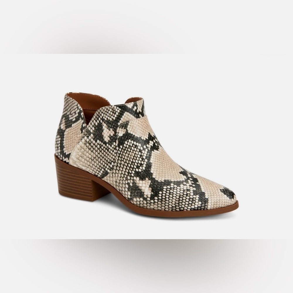 Style & Co. Vidyaa Faux Leather Block Heel Ankle Boots